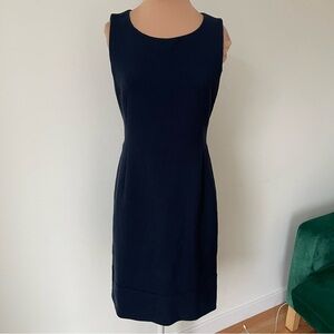 Akris Navy Blue Sleeveless Round Neck Textured Wool Crepe Sheath Dress EUC Sz 6
